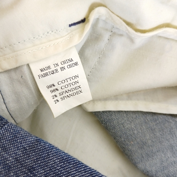 Theory Cuffed Dark Denim Shorts Pleated - Picture 6 of 7